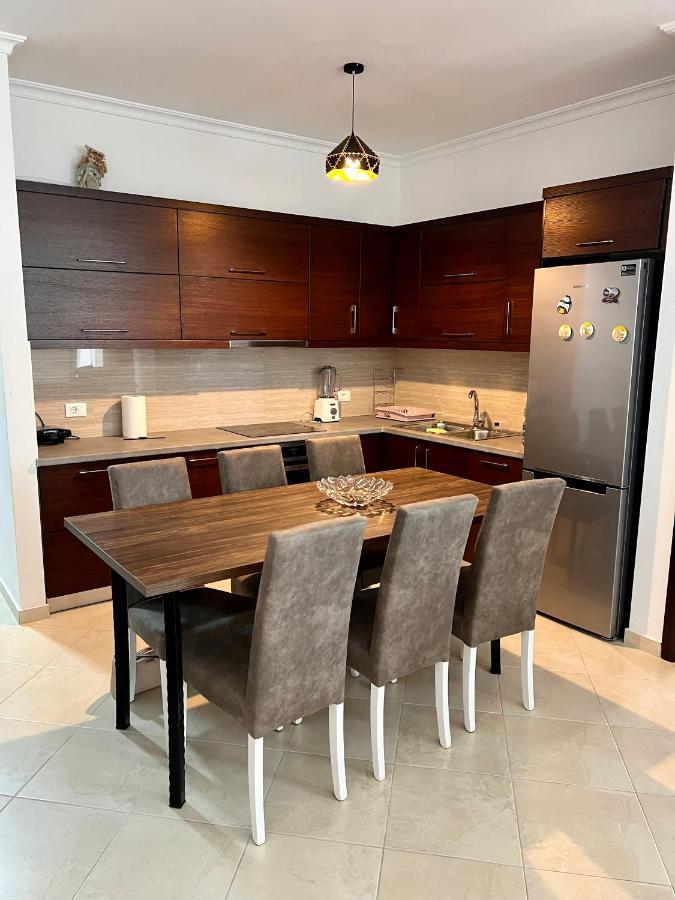 Sunshine Apartment Sarandë Eksteriør billede